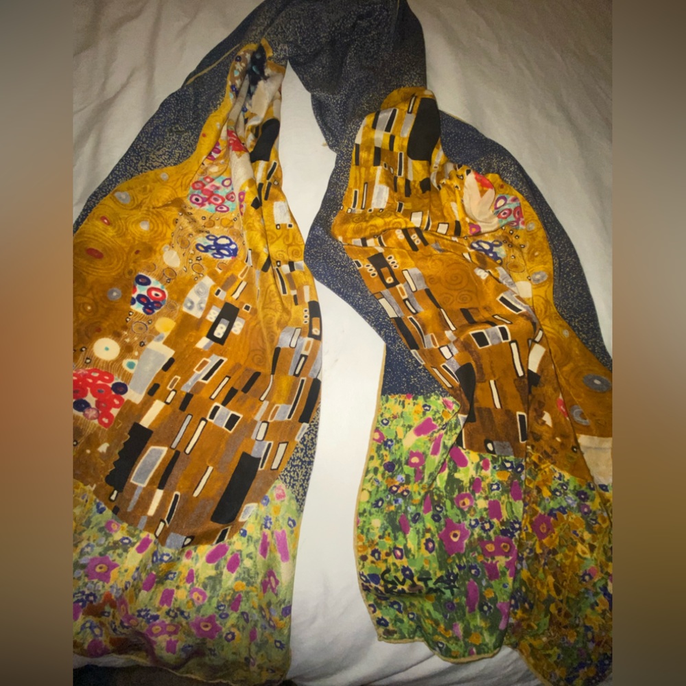Silk art scarf 64-17